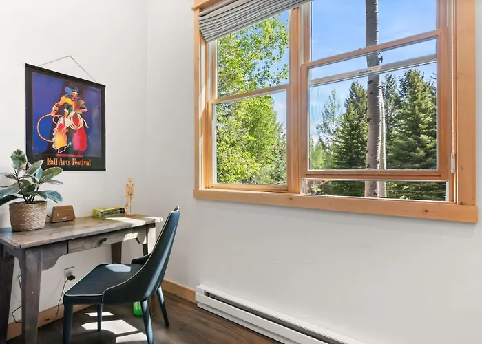 Rmr: Moose Creek 28 Townhome In *